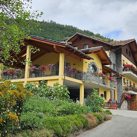 Rayon De Soleil Cir 0016 Allein Aosta Exterior photo